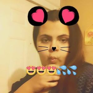 Meet your Posher, Nadia